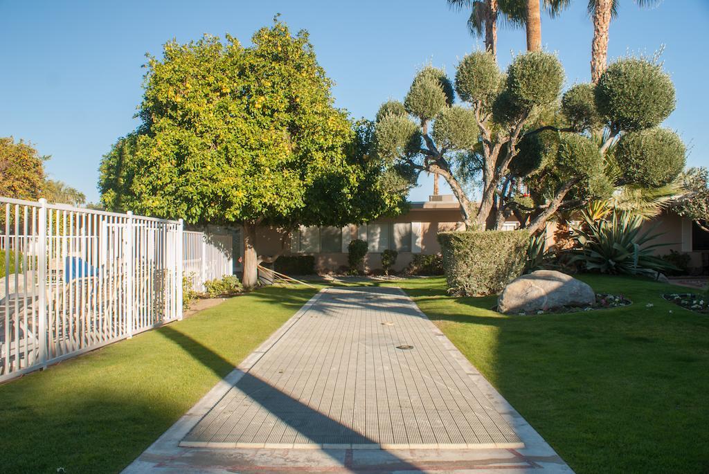 Tuscany Manor Palm Springs Exterior photo