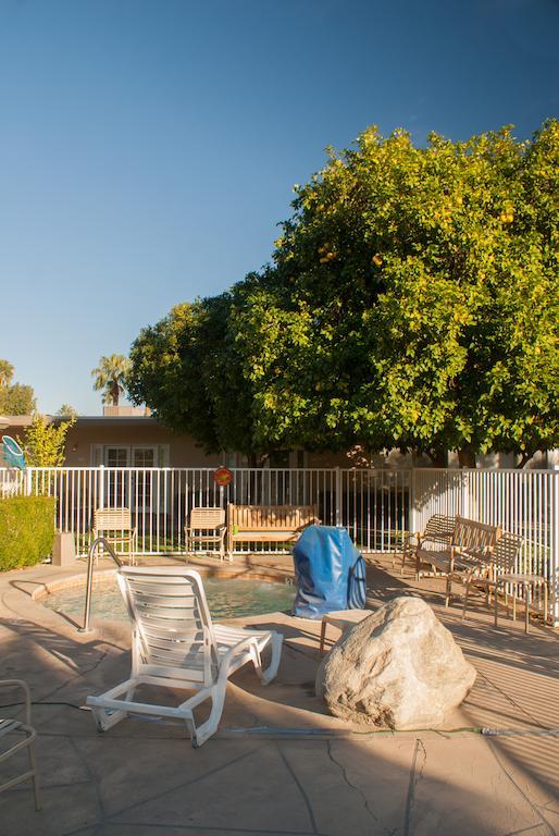 Tuscany Manor Palm Springs Exterior photo
