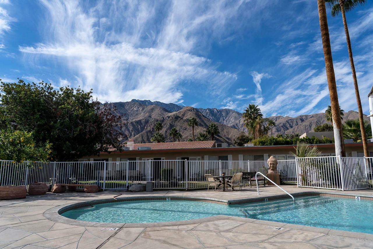 Tuscany Manor Palm Springs Exterior photo
